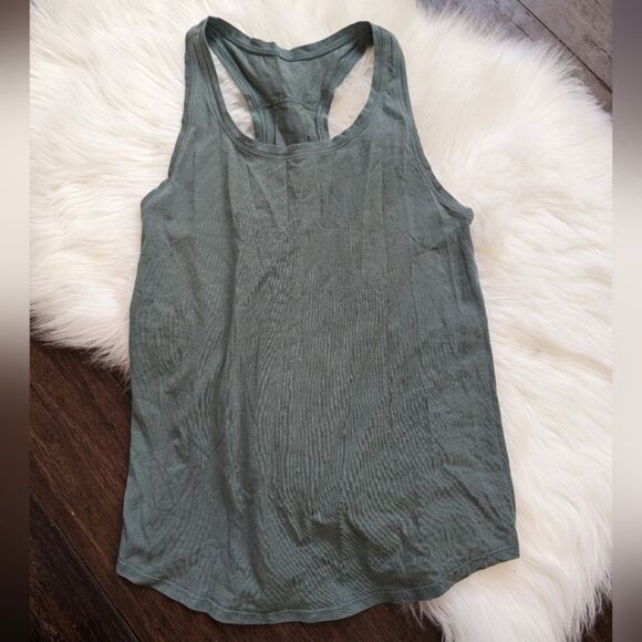 Lululemon army camo green racerback tank top ***4*** - Picture 1 of 7